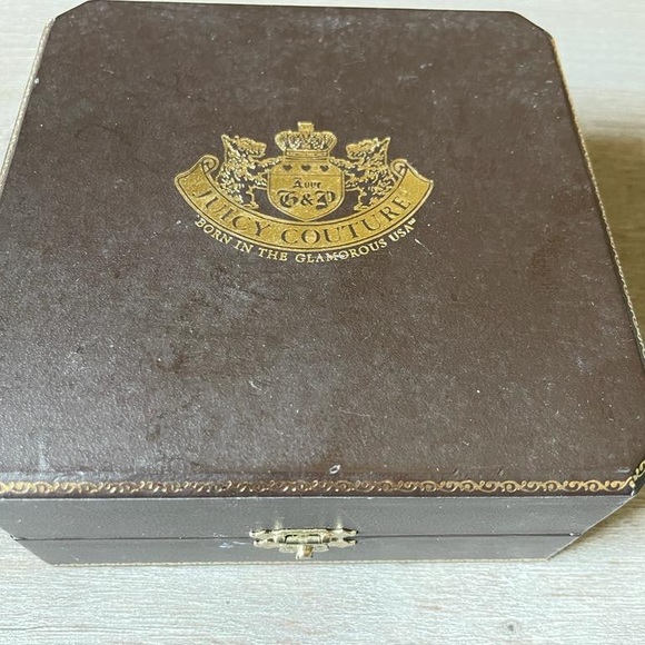 JUICY COUTURE necklace. - Picture 2 of 7